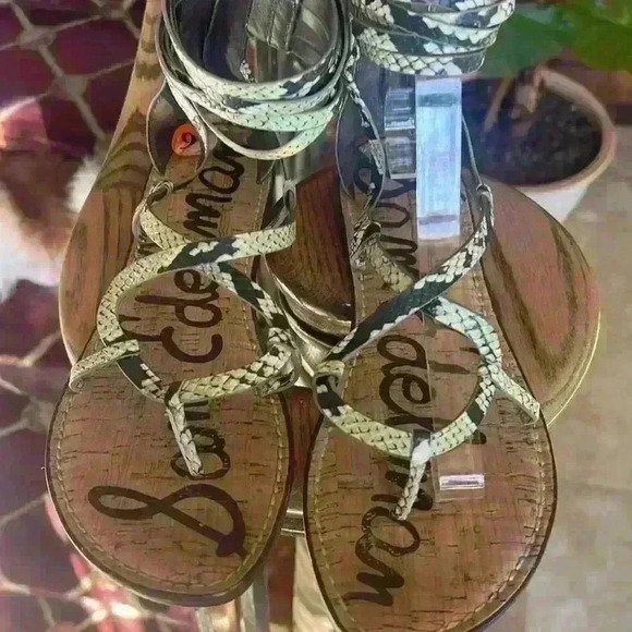 Sam Edelman Glenda gladiator snake embossed sandals. Good condition. Size 9.5. - Picture 12 of 14